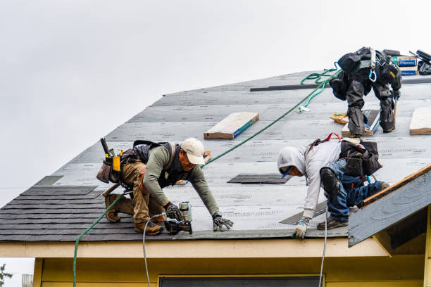 Professional Gutter Installation technician working in East Norwich, NY